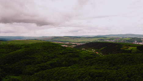 Toma-De-Establecimiento-De-La-Naturaleza-En-Rumano