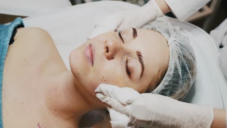 sesión de tratamiento facial