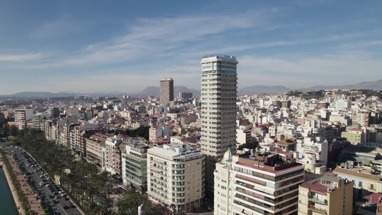 horizonte frente al mar de alicante, costa brava, españa