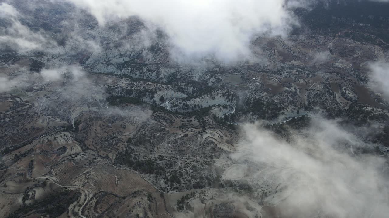 vista del paisaje de la tierra con drones
