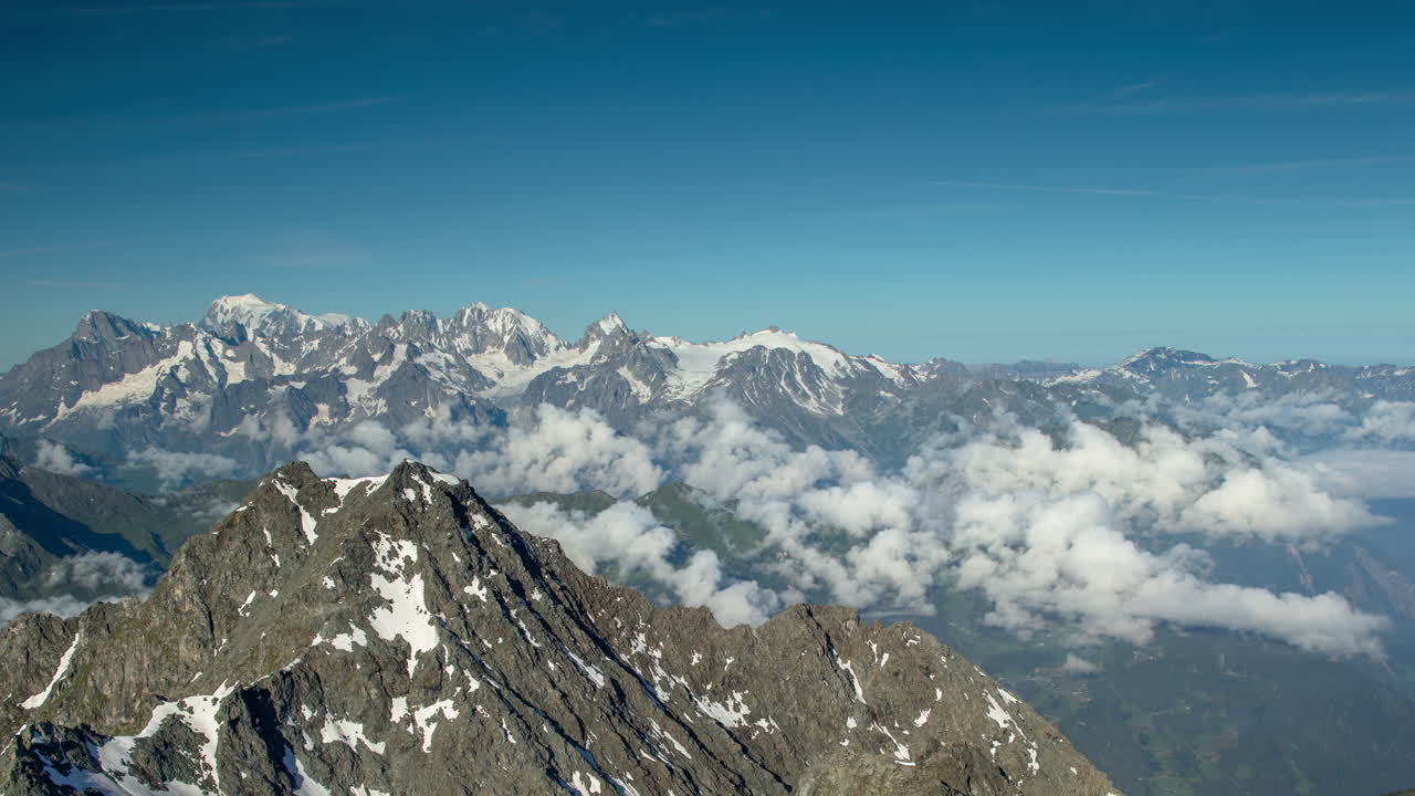 Montfrot Morning 4K 03