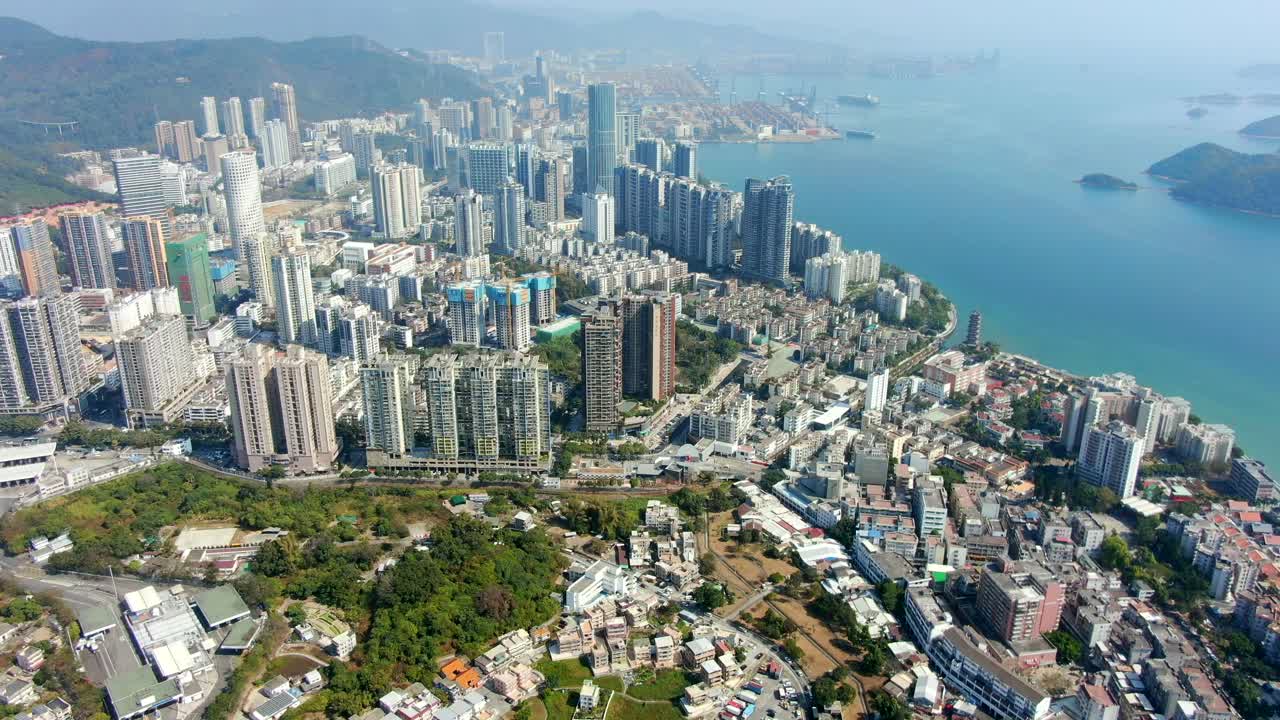 vista aérea sobre la costa de shenzhen en un hermoso día claro