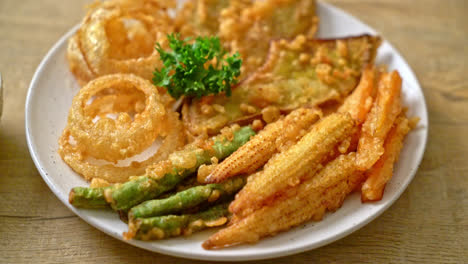 Frittiertes-Mischgemüse-Oder-Tempura