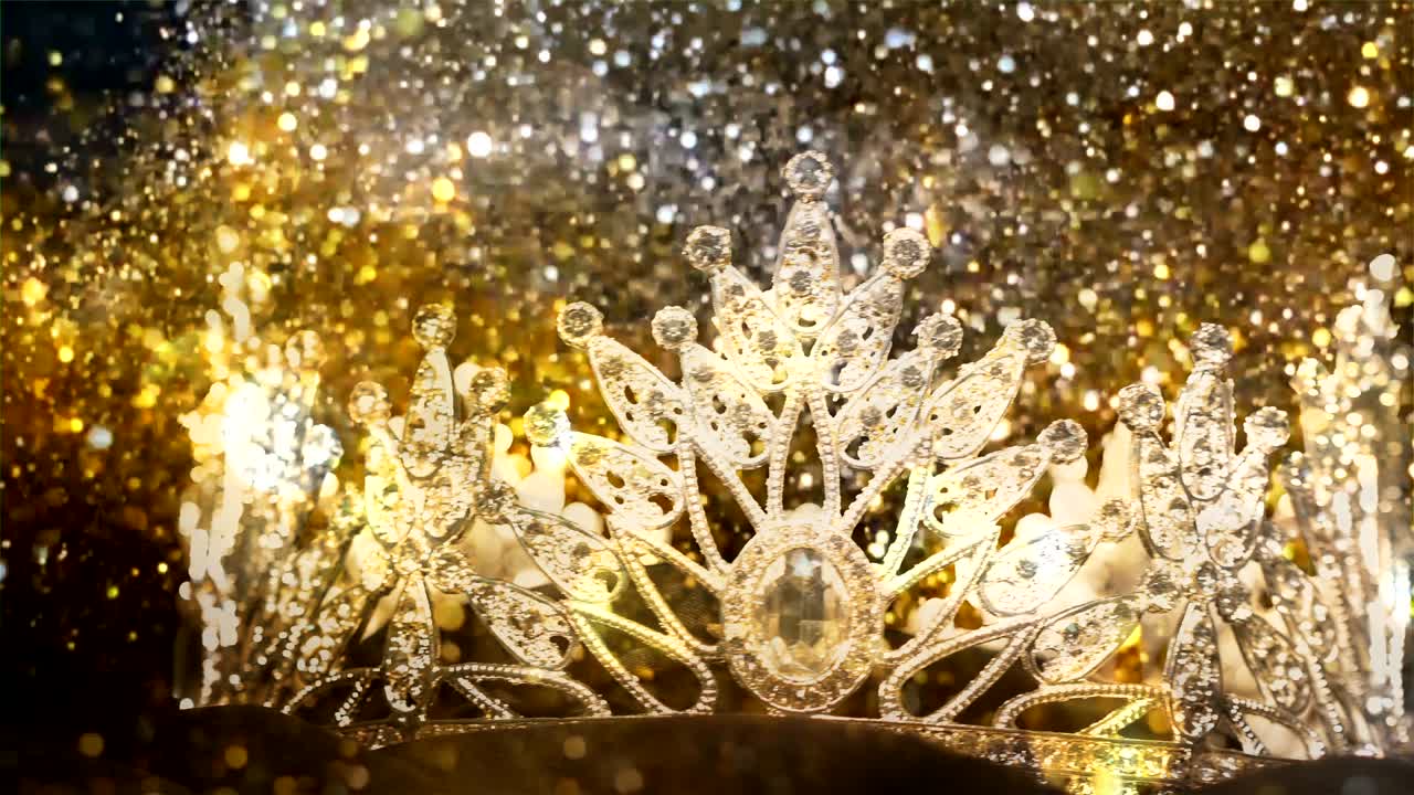 다이아몬드 왕관 경연 대회 배경