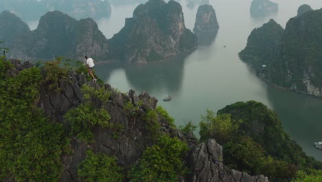 ha long bay by air 07