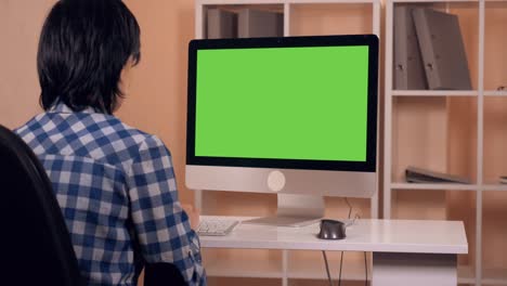 student works on pc