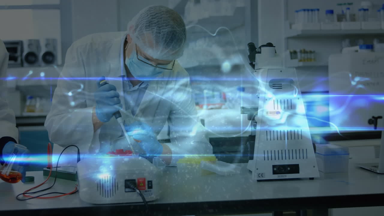 animación de la red de conexiones sobre científico masculino caucásico en el laboratorio