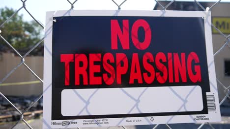 No-trespassing-in-front-of-a-burned-out-building