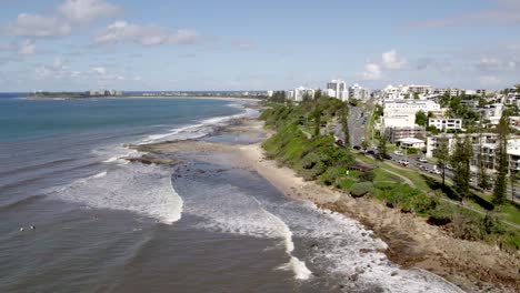 Drone-Alexandra-Headland,-Sunshine-Coast