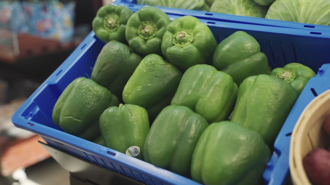 Closeup shot of fresh produce Green pepper at a grocery store in Minneosta, USA.