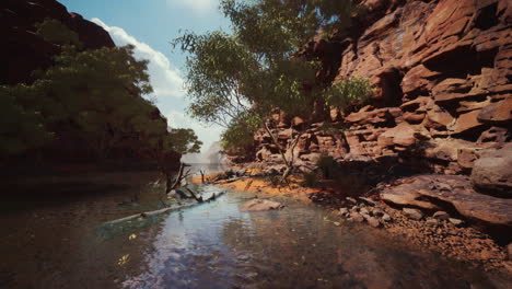 Colorado-River-Mit-Wunderschönen-Sandsteinwänden-Und-Schluchten