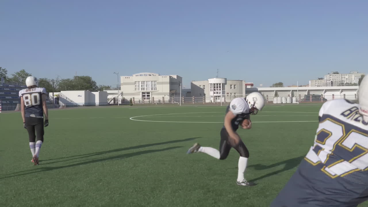 Azione di gioco di football americano