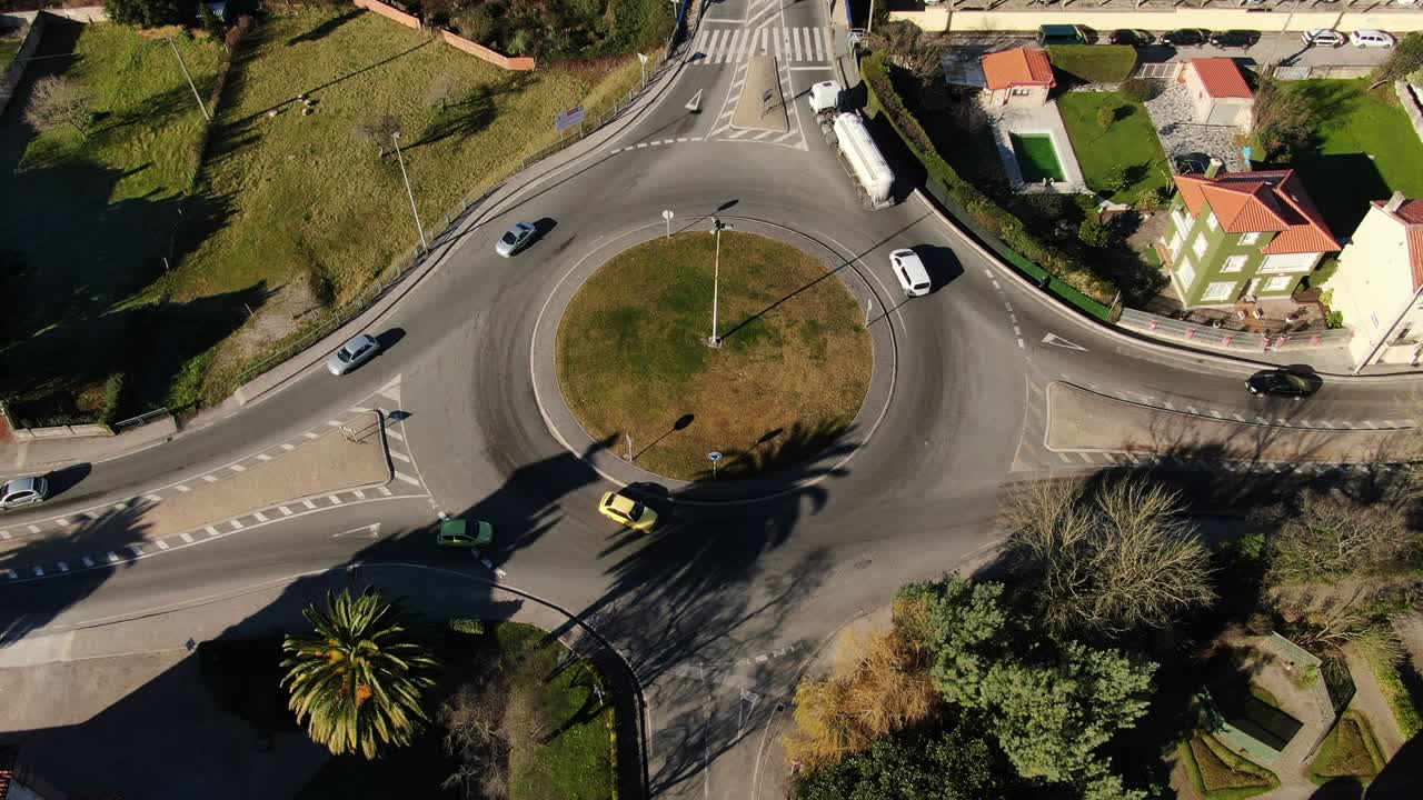 위에서 볼 수 있는 순환교차로