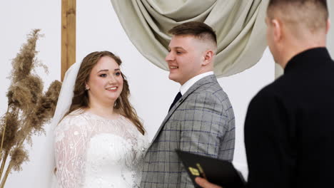 couple at the altar