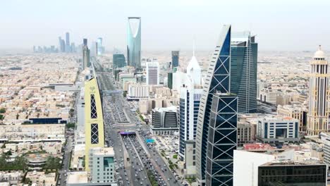 Drone-Disparó-Al-Distrito-Comercial-Y-De-Negocios-De-Al-Olaya-De-La-Ciudad-De-Riyadh