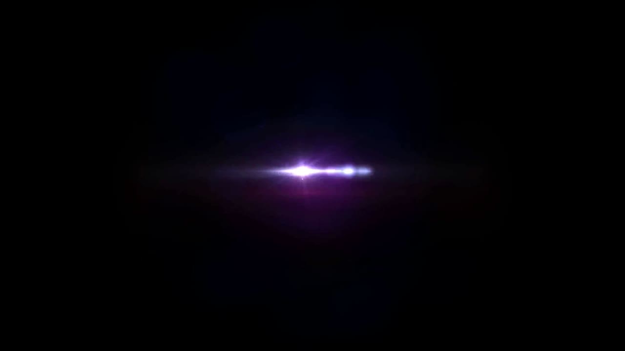 검은 바탕에 현실적인 빛 렌즈 플레어.