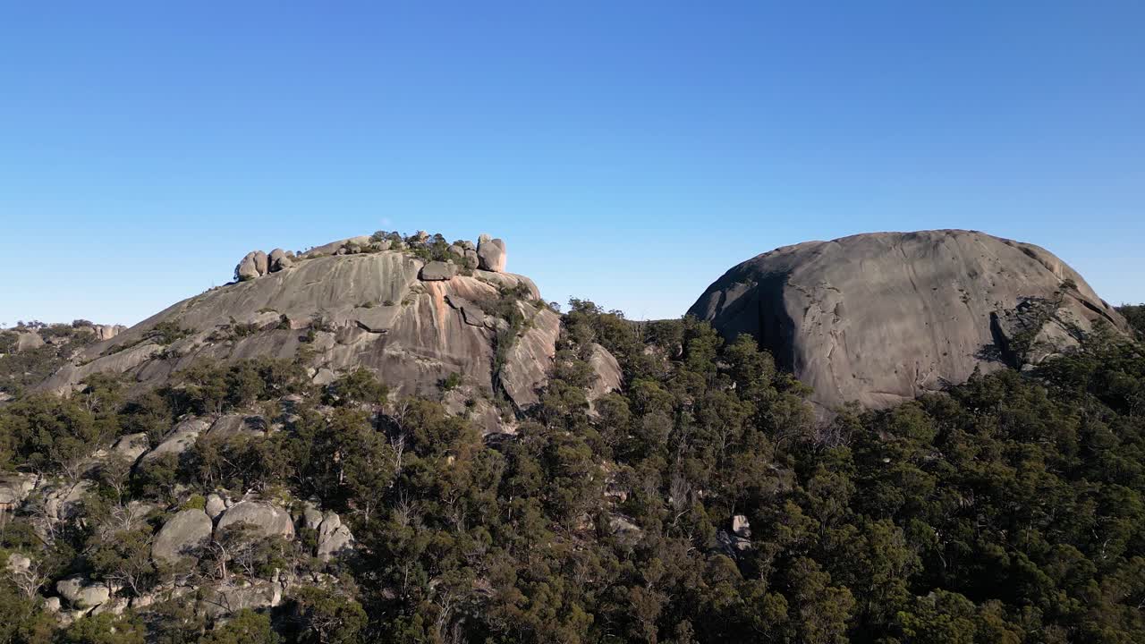 Left to right footage looking at the Pyramid, Girraween National Park, Southern Queensland Australia. Girraween National Park is located near Stanthorpe and the Queensland and New South Wales border.