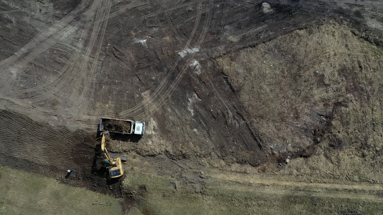 carretera de construcción en hungría en invierno