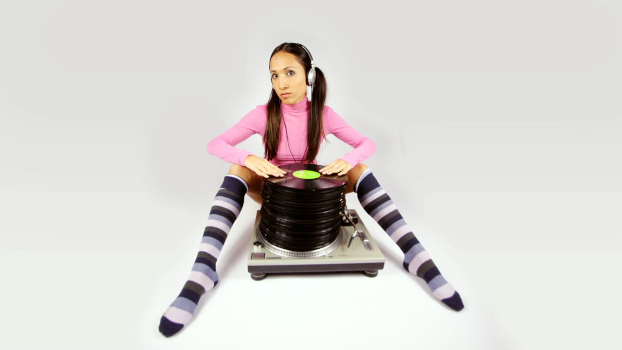 젊은 여자 데크 0