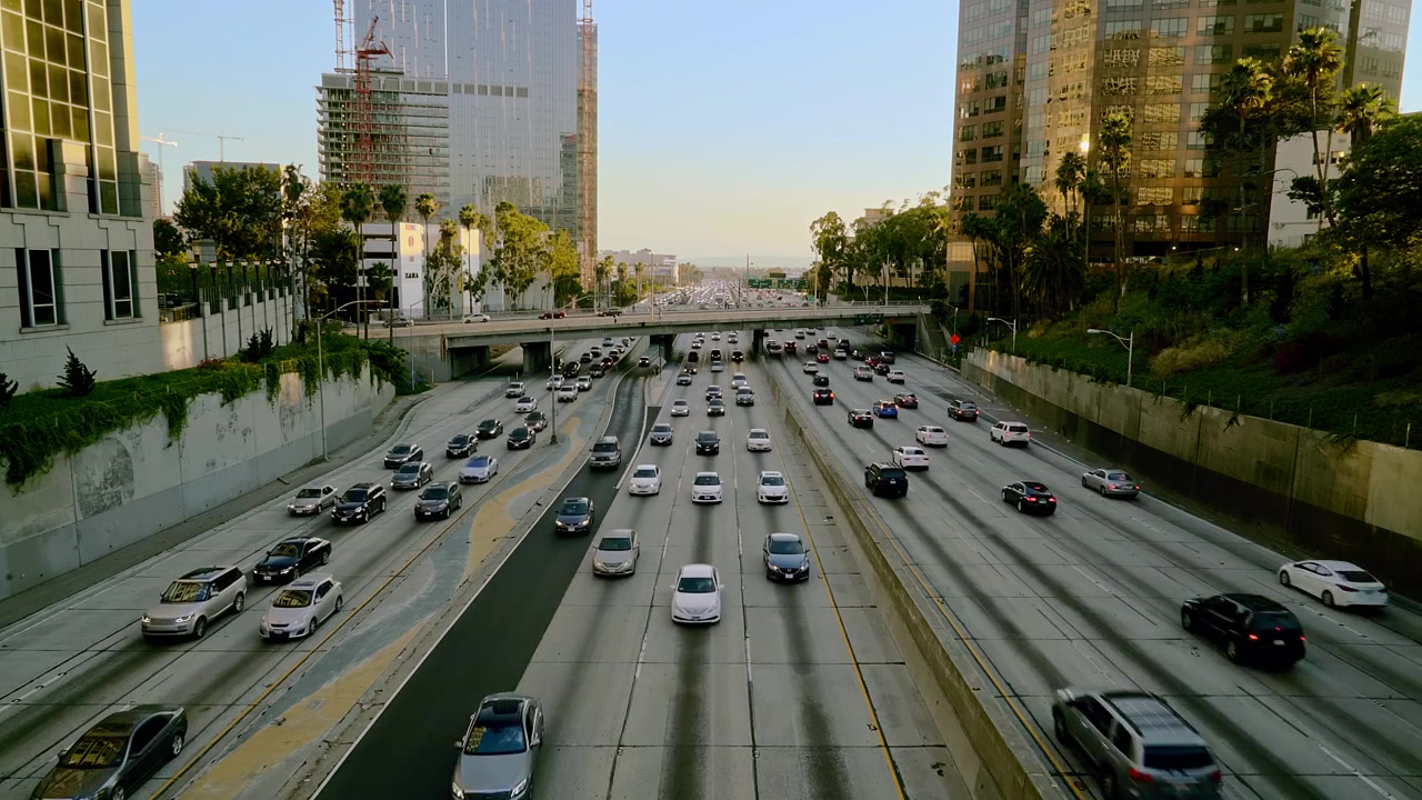 Traffico sull'autostrada a Los Angeles