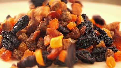 mixed dried fruits