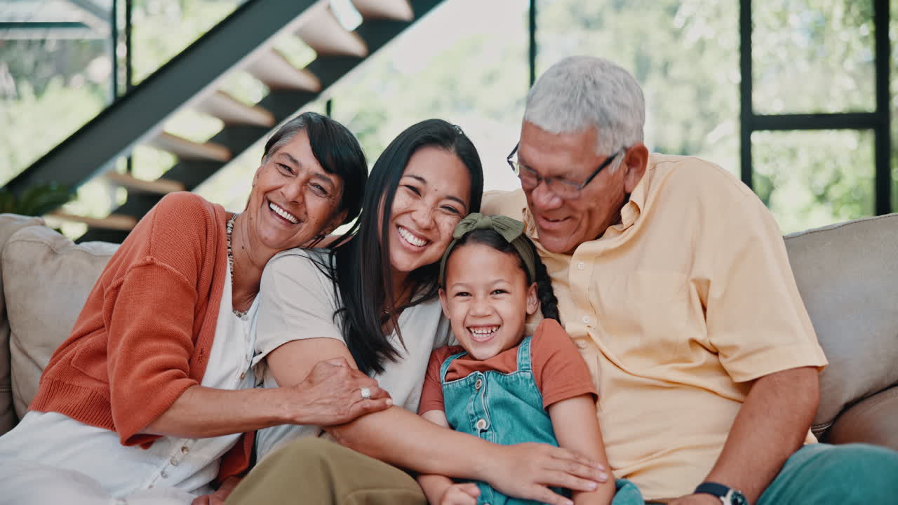 행복한 다세대 가족 초상화
