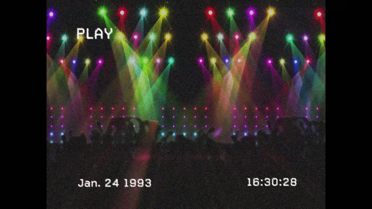 춤추는 군중의 빈티지 비디오