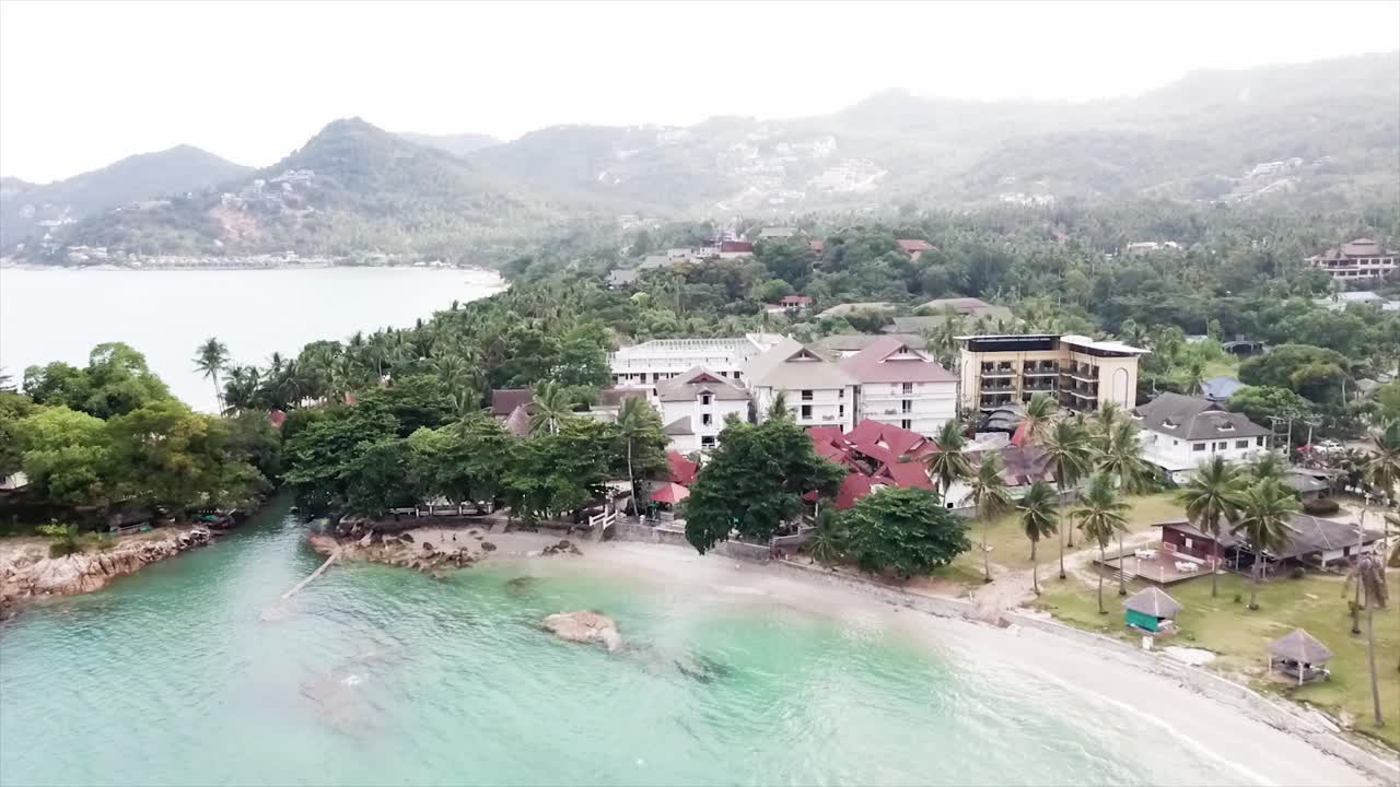 열대 휴양지 해변 의 공중 사진