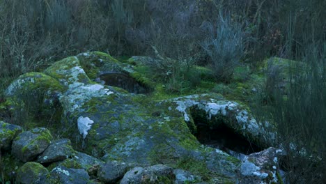 Tumbas-Funerarias-Antropomorfas-Ciudad-De-Almoite,-Termas-De-Molgas,-Ourense-Galicia,-España