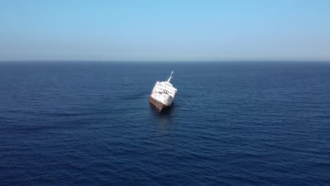 drone footage of shipwreck al fahad in jeddah saudarabia