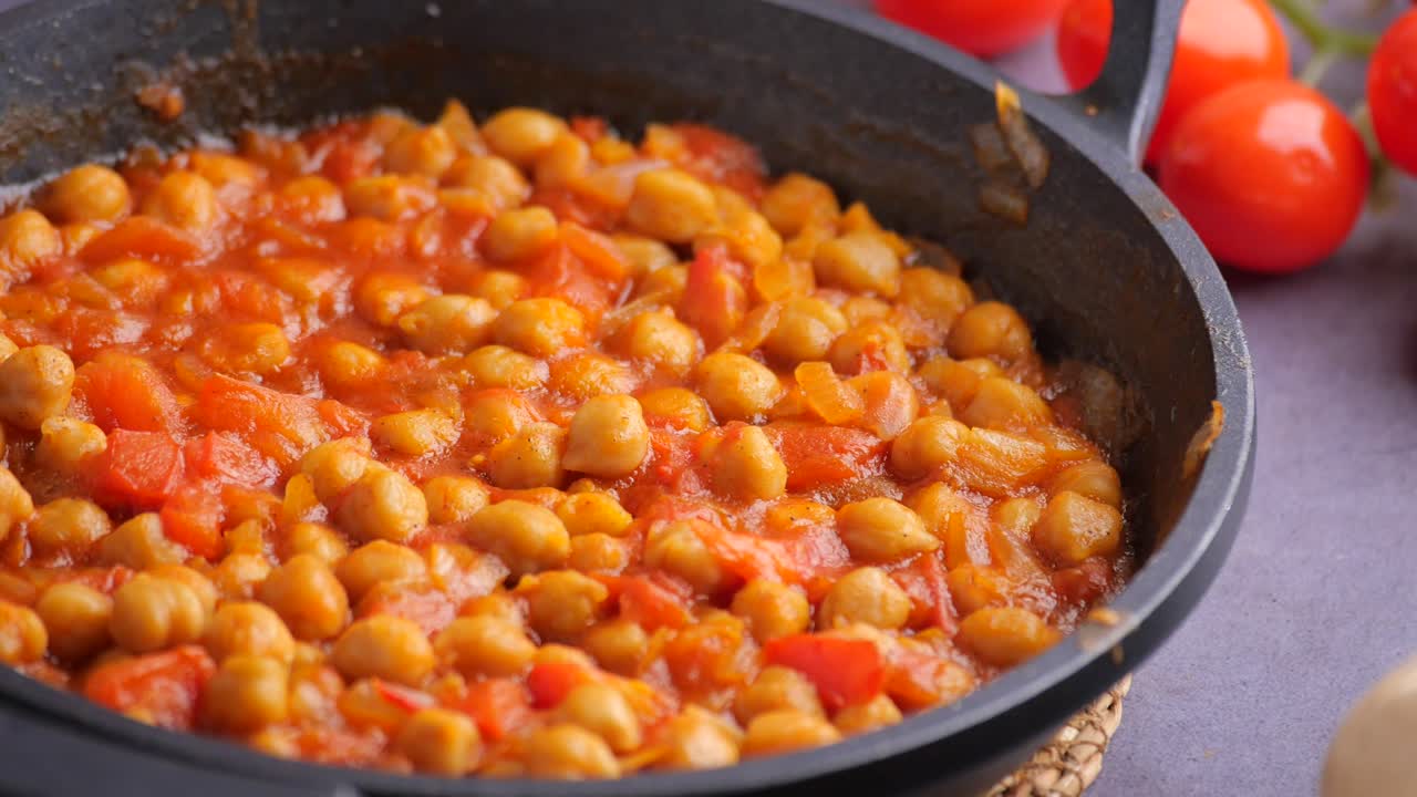 Chickpea and Tomato Stew