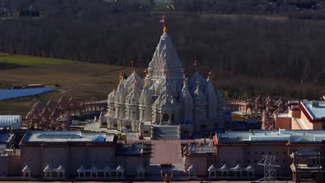 an aerial view of the shri swaminarayan mandir in robbinsville twp, nj on a sunny day, it was closed for the day