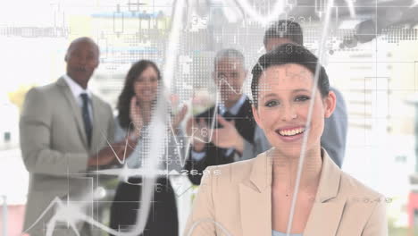 animación de estadísticas y procesamiento de datos sobre diversas personas de negocios sonriendo y aplaudiendo