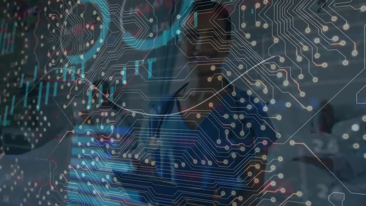 animación de procesamiento de datos y placa de circuitos informáticos sobre diversos médicos y pacientes