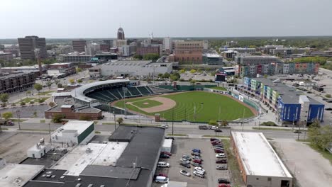 Wide-shot-of-Lansing,-Michigan-skyline-with-drone-video-stable