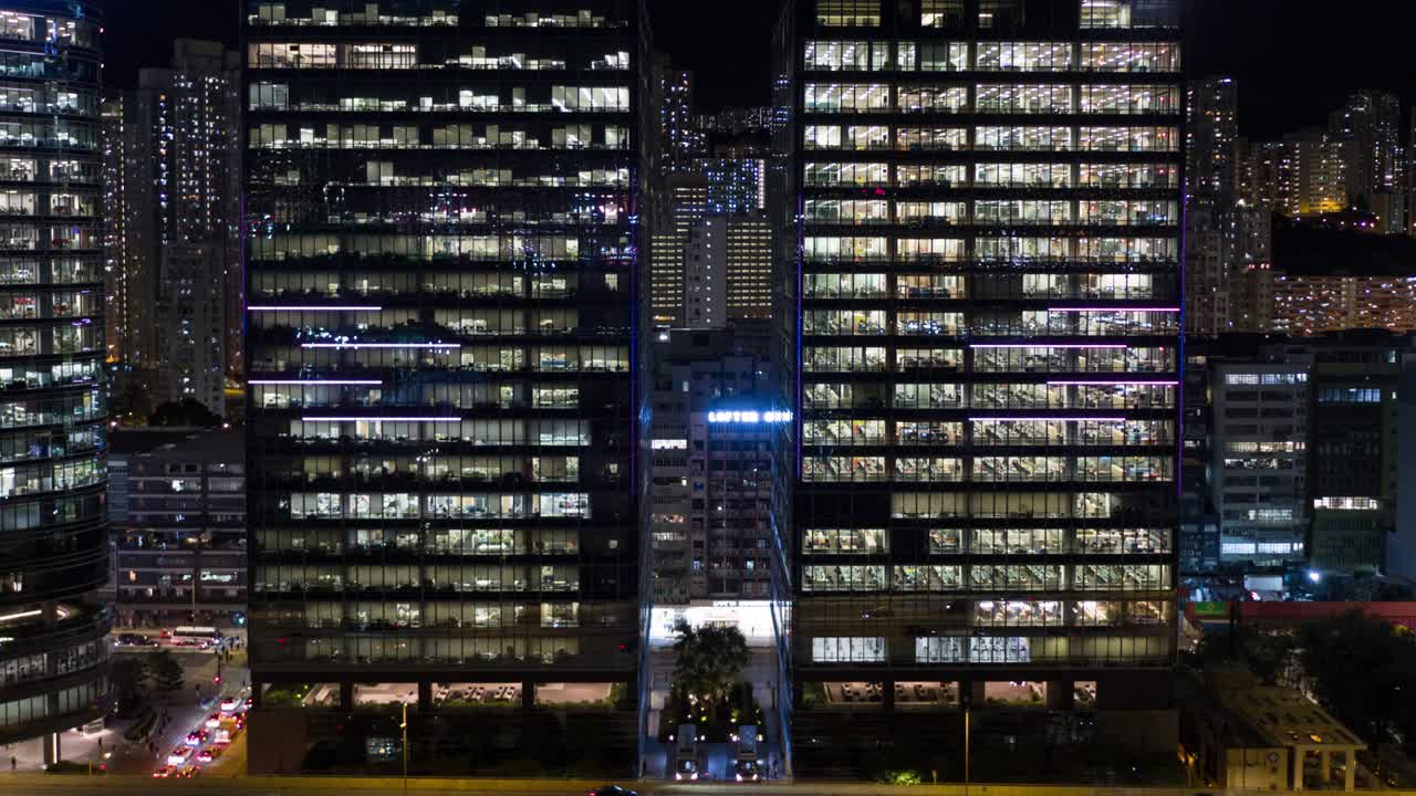 edificio comercial, de oficinas, centro financiero, edificio de césped