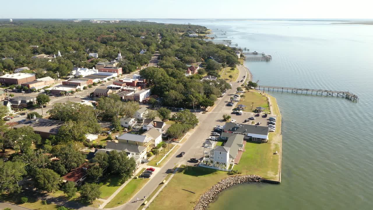 Una vista del lungomare a Southport, Carolina del Nord