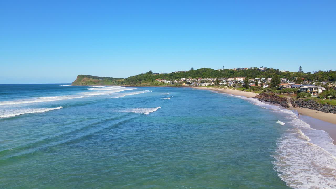 pueblo costero de lennox head cerca de pat morton mirador en el promontorio en nueva gales del sur, australia