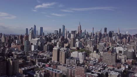 drone zoom out - ciudad de nueva york, centro de la ciudad