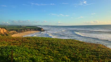 Half-Moon-Bay,-California-coastal-sunset