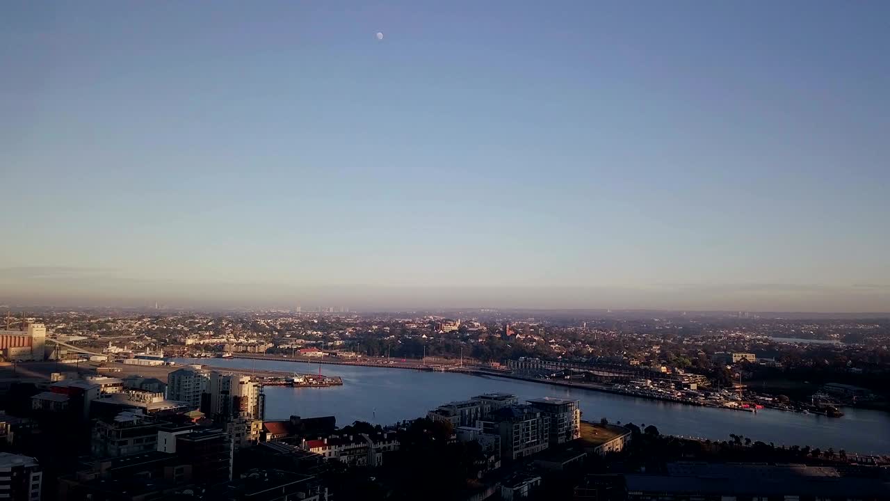 새벽에 아름다운 공중 도시 풍경 스카이라인