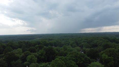 Tormenta-De-Carolina-Del-Norte-En-La-Primavera,-Fuertes-Lluvias,-Truenos,-Relámpagos