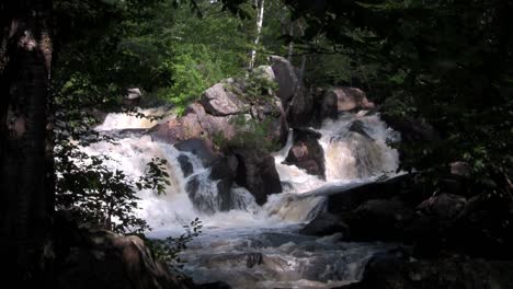 Beautiful-waterfall-near-Fortuna-Costa-Rica-2