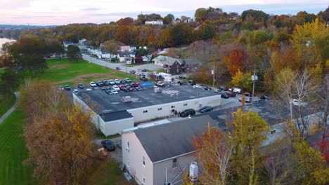 Entorno-Pintoresco-En-Lewiston,-Maine,-Estados-Unidos,-Donde-La-Policía-Busca-Al-Tirador-Masivo