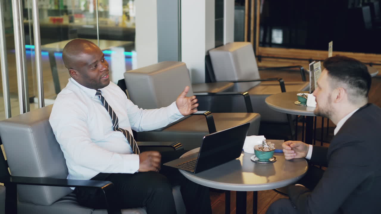 reunión de negocios en una cafetería