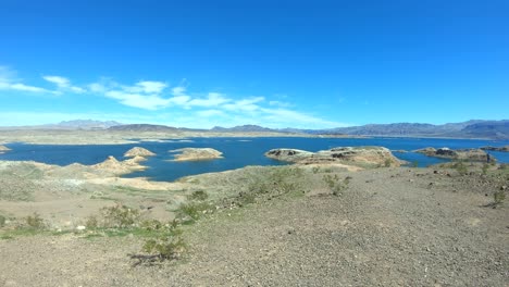 Schwenkansicht-Des-Lake-Mead-Vom-Sonnenuntergang-Aus,-Aussicht,-Malerische-Aussicht,-Panoramaaussicht