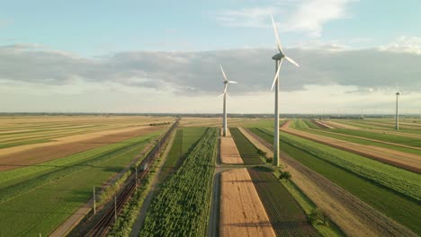 experimente la vista de una turbina eólica giratoria en las cautivadoras imágenes aéreas