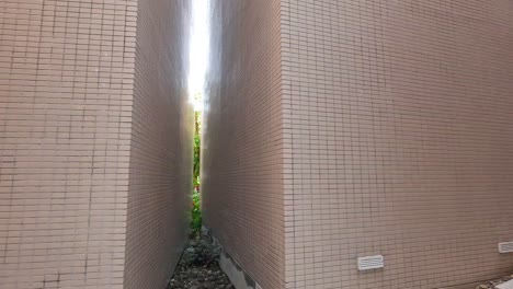 alleyway opens into a spacious courtyard