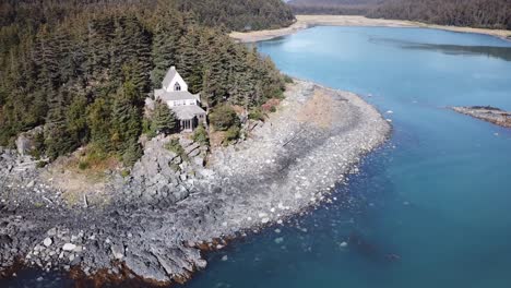 dreamy house on the shore