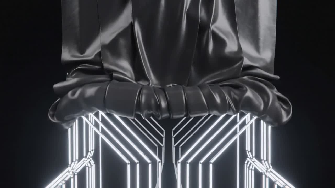 Motorrigg som släpper ut glansigt svart tyg, draperar neonfärgad diamantstruktur för en modevisning.